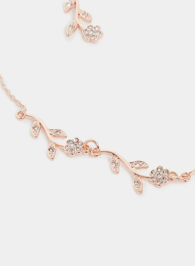 ستايلي طقم مجوهرات عقد وأقراط مزين بالزهور